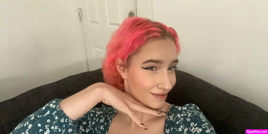 Books Withari OnlyFans Thumbnail #z1lPjvELBK