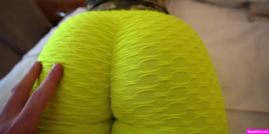 Booty Ass 1 OnlyFans Thumbnail #4q4GyKyklX