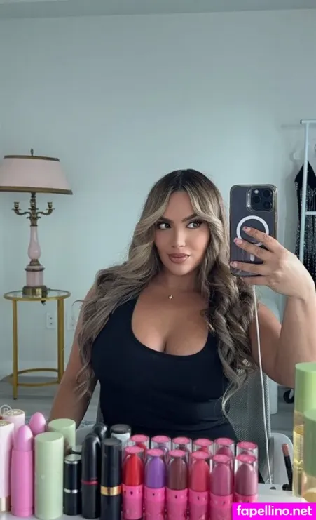 Bootyqueenbae 12 OnlyFans Thumbnail #s2Z5mWwS5p