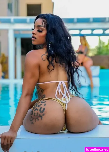 Bootyqueenevavip OnlyFans Thumbnail #tXy0iXqO3e