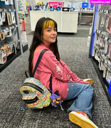 Bootz OnlyFans Thumbnail #IlE4pWdoAX