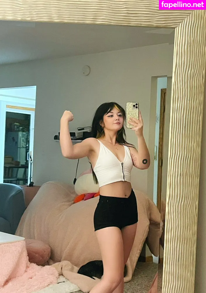 larissatheone Nude Leaked OnlyFans Photo #L9BoC2Q5hy