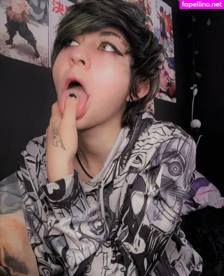 Boozygremlin OnlyFans Thumbnail #2rT3k9Qomn
