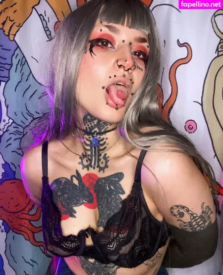 Borderwaifu OnlyFans Thumbnail #sUTadwITyJ