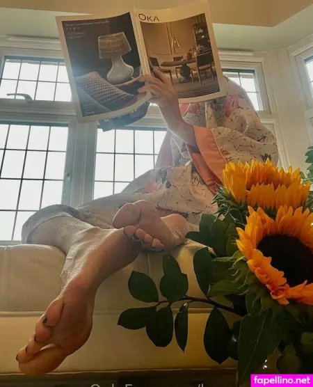 Bornroyal Feet OnlyFans Thumbnail #lzRrOBAMZF