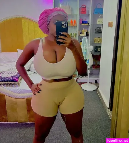 Bossmother OnlyFans Thumbnail #ZeGQMgcH5U