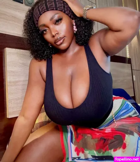 Bossmother OnlyFans Thumbnail #eVt7ngZgBH