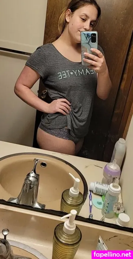 Bossy Lady OnlyFans Thumbnail #2lDZIIiWwc