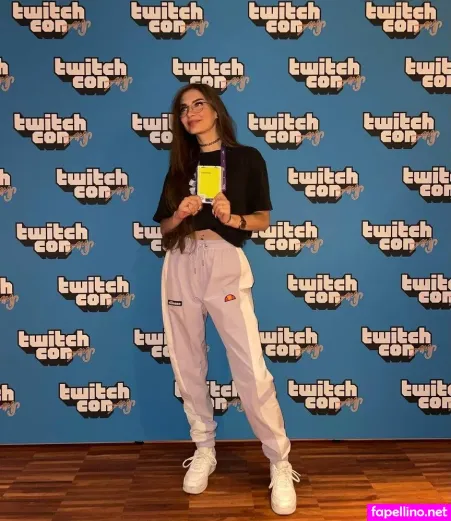 Bougebby OnlyFans Thumbnail #0vO5m95hKI