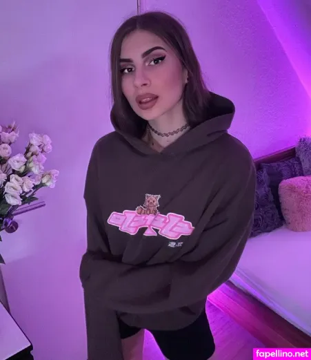 Bougebby OnlyFans Thumbnail #dnx8m8bxGe