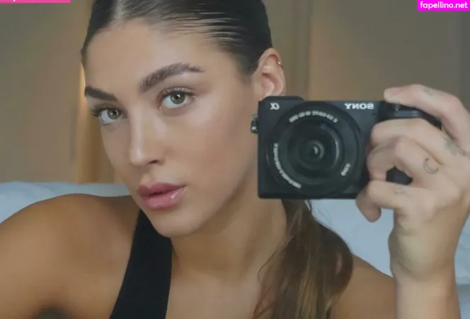 Boutinela Babes OnlyFans Thumbnail #KbLhsKKiGP