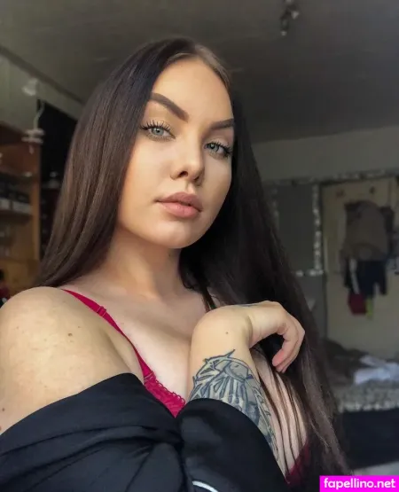 Bozsokii Barbi OnlyFans Thumbnail #0fKmoJ4EJl