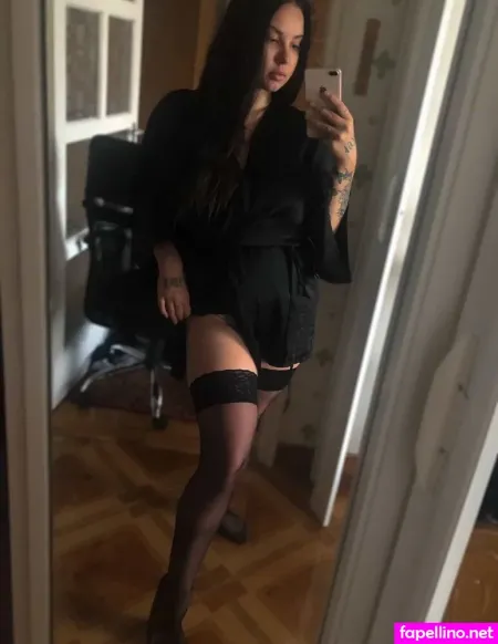Bozsokii Barbi OnlyFans Thumbnail #9fOaFIitFL