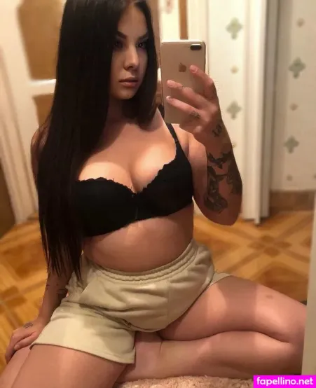 Bozsokii Barbi OnlyFans Thumbnail #p7SXKQcO77