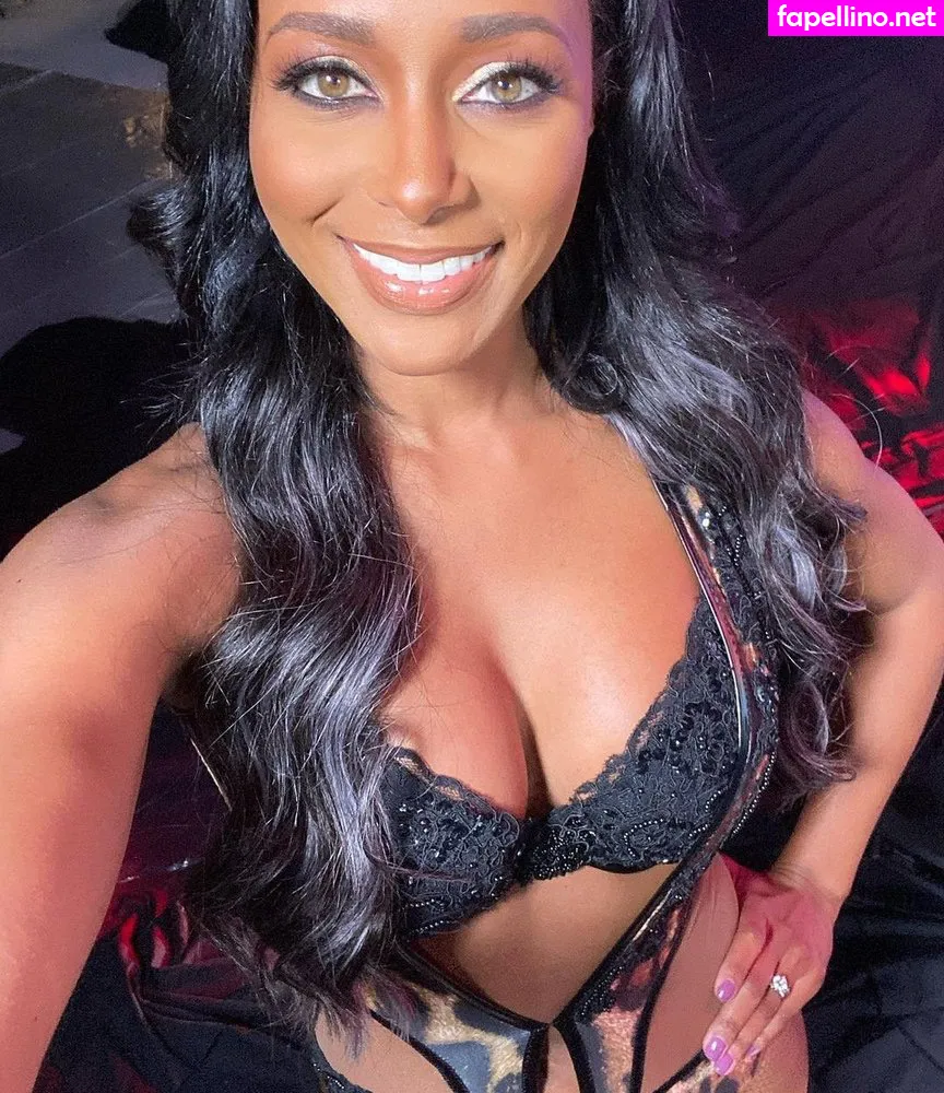 Brandi Rhodes, thebrandirhodes Nude Leaked OnlyFans Photo #bdmXV4FVG1