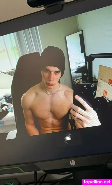 Brandonrowlandx OnlyFans Thumbnail #DxKaq7GLuT