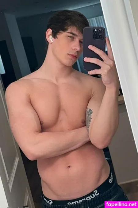Brandonrowlandx OnlyFans Thumbnail #YoC4TjDYNB