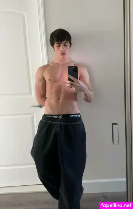 Brandonrowlandx OnlyFans Thumbnail #bV3e2sJPeB