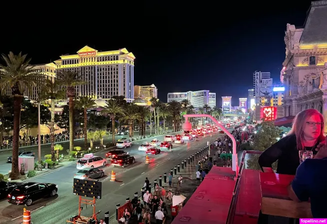 Bras And Hooks OnlyFans Thumbnail #85MLlxetI9