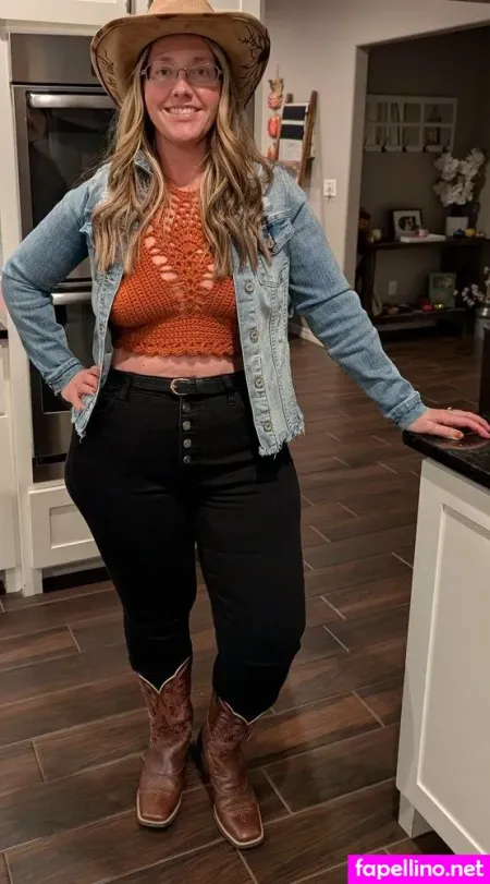 Bras And Hooks OnlyFans Thumbnail #sQ1I2WuO75