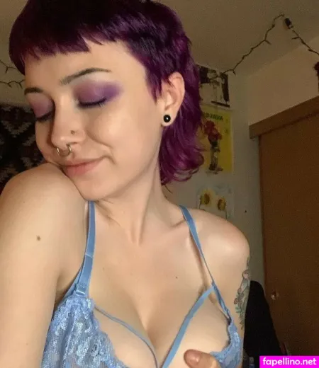 Bratbunnybby OnlyFans Thumbnail #F93T9F03rj