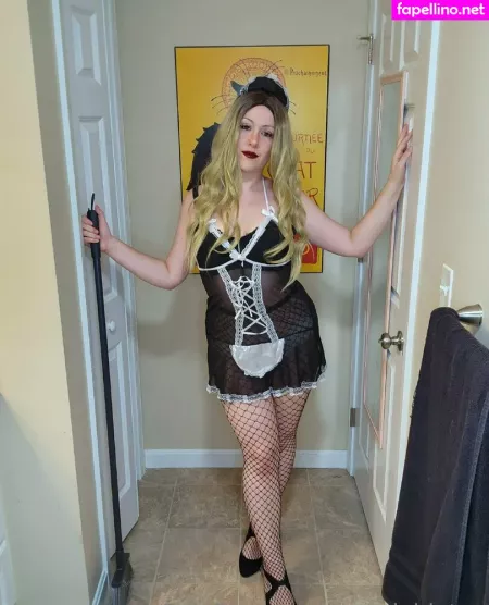 Bratelaidetoo OnlyFans Thumbnail #e0tfSwwJIw