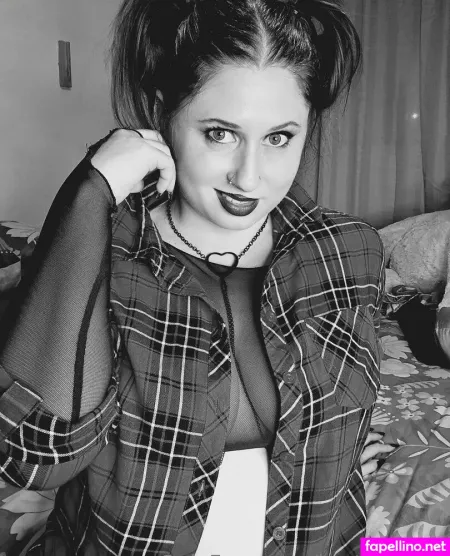 Bratkenadia OnlyFans Thumbnail #YNIeXqbkbU