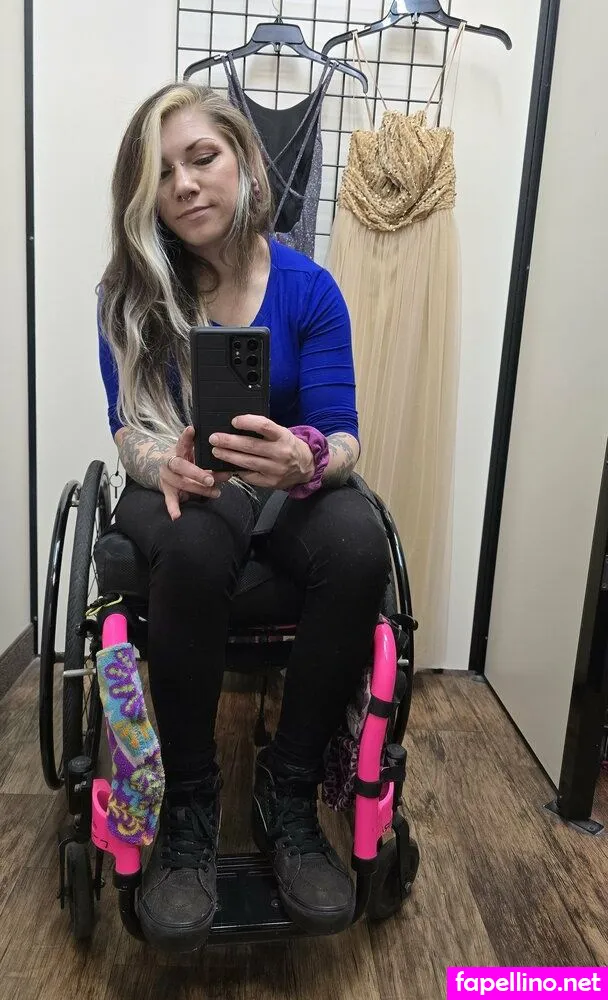 bratonwheelz, roxytoxicbrat69 Nude Leaked OnlyFans Photo #a5BDddCxzr
