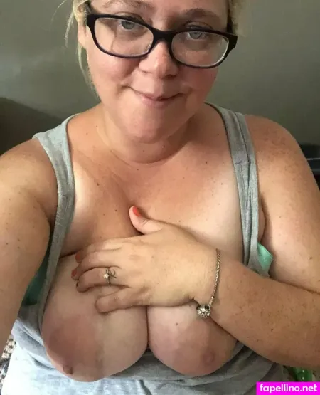 Bratty Britt18 OnlyFans Thumbnail #zbelEiPGdI