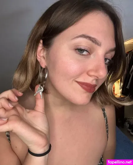 Bratty Ev OnlyFans Thumbnail #pHW9QAh4Lt