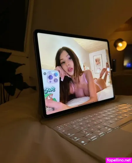 Brattyalxsa OnlyFans Thumbnail #yloomjYMGt