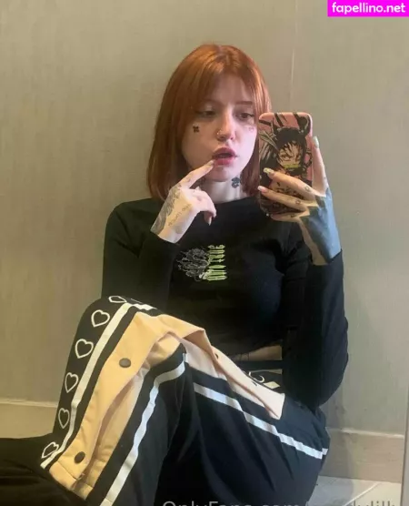 Brattyauroravip OnlyFans Thumbnail #06wMq5vcWL