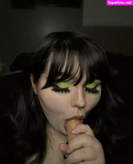 Brattyfern OnlyFans Thumbnail #B9batLqWuw