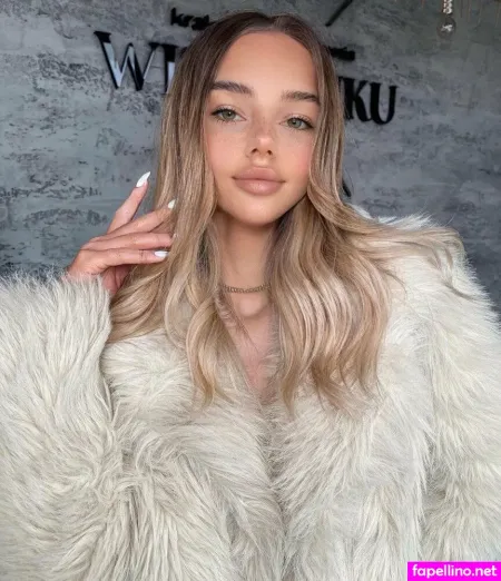 Brattykyra OnlyFans Thumbnail #TWw7bAsLoY