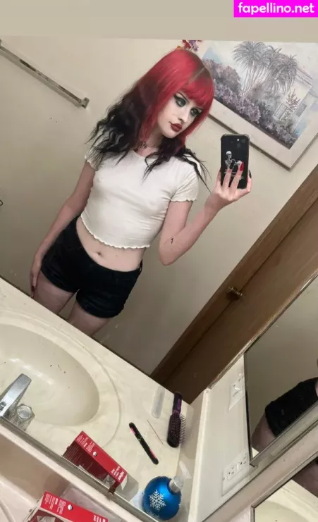 Brattymaddie666 OnlyFans Thumbnail #0JuwOzNgZg