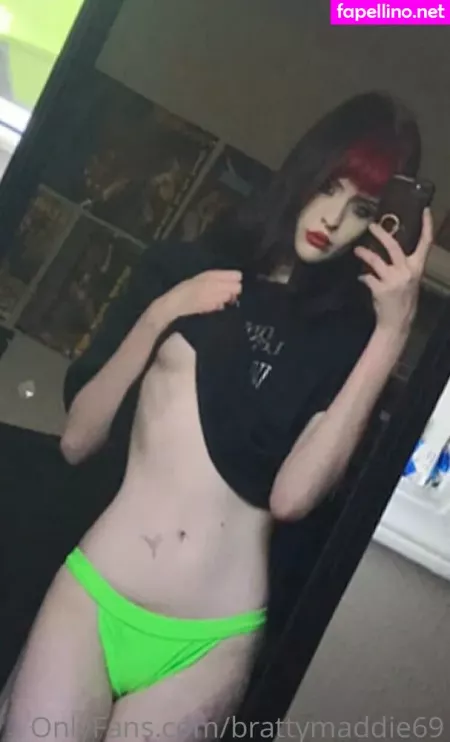 Brattymaddie666 OnlyFans Thumbnail #2Z7EZbHZ3K