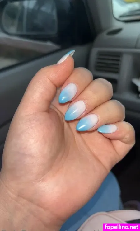 Brattyprincess25 OnlyFans Thumbnail #1YXOQOnXO3