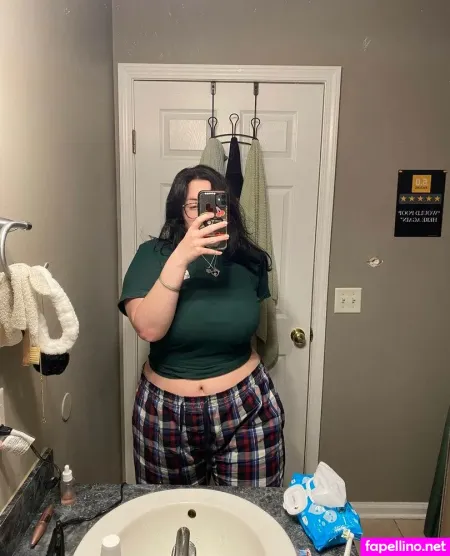 Brattystoner19 OnlyFans Thumbnail #X4tfaSnLzN