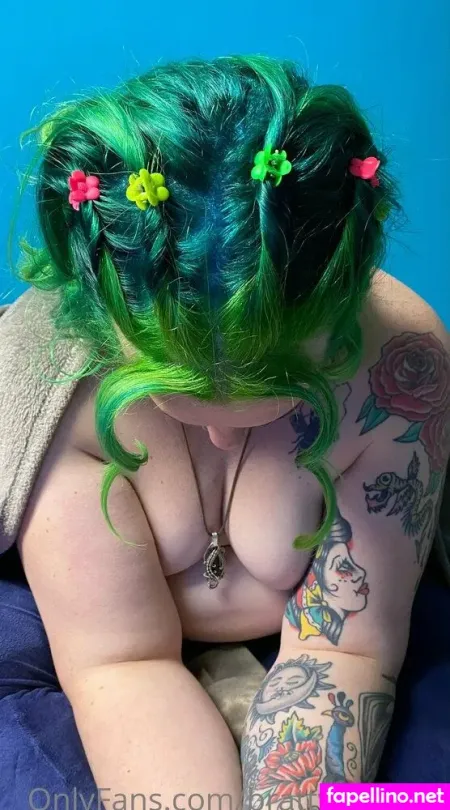 Brattytreestar OnlyFans Thumbnail #me6VtLlNoR
