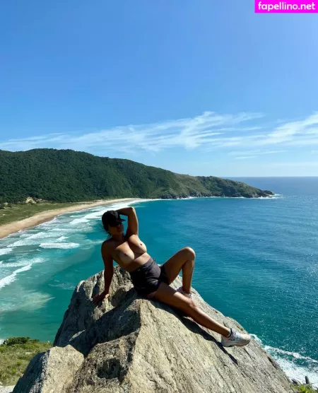 Brazilian Redhead OnlyFans Thumbnail #KnoNvXbajD