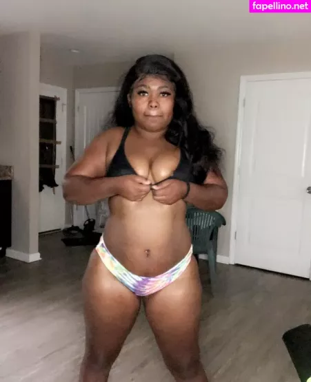 Brazychantal OnlyFans Thumbnail #SJ1NI5STzz