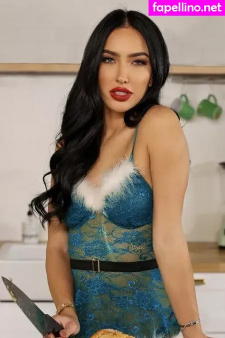 Bre Tiesi OnlyFans Thumbnail #f2kAgBFo8T