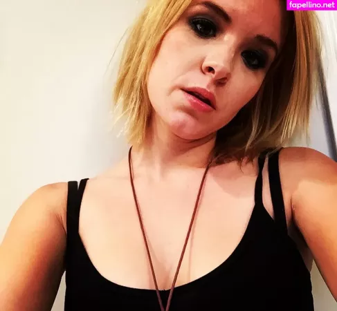 Brea Grant OnlyFans Thumbnail #NmWWVtUXz2