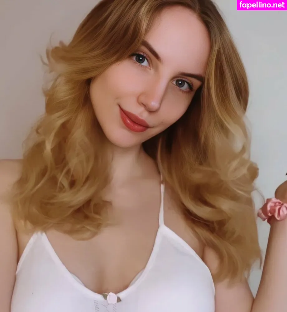 breadwitchery, yanderechan19 Nude Leaked OnlyFans Photo #PouzwUiJE6