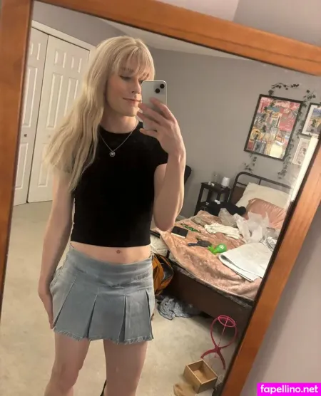 Breakinglivvy OnlyFans Thumbnail #W9S4E8Q7uj