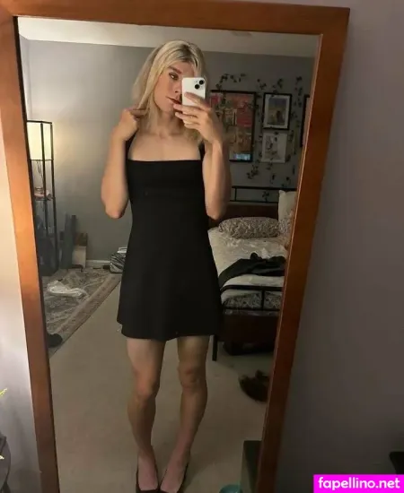 Breakinglivvy OnlyFans Thumbnail #fJ3gMffMrG