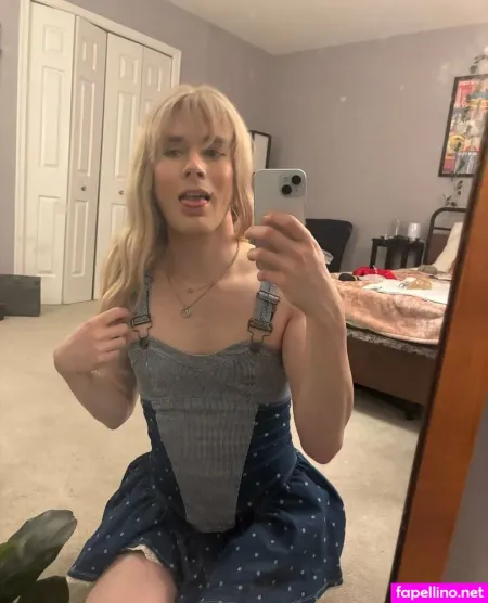 Breakinglivvy OnlyFans Thumbnail #nFKIKuOuWM