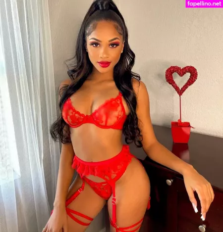Breann Llewelyn OnlyFans Thumbnail #0zJxTluusG