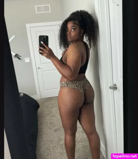 Brebrelee Loveleeb 1 OnlyFans Thumbnail #29ukE5nkAB