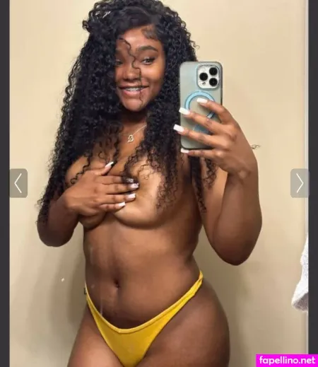 Brebrelee Loveleeb 1 OnlyFans Thumbnail #NfxK6QjkRn